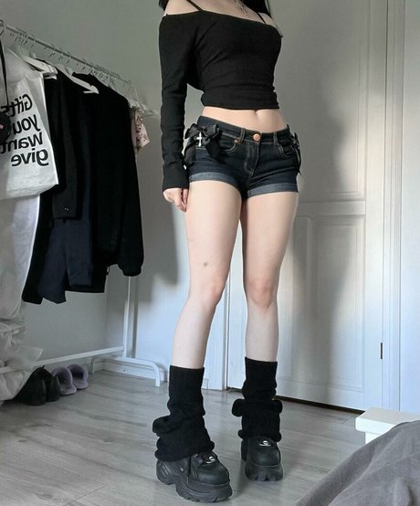 mirukurum onlyfans leaks porn