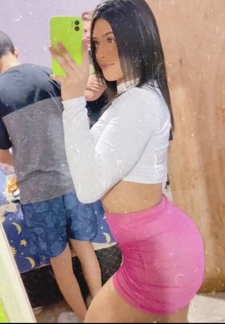 Larissa Soares onlyfans nudes