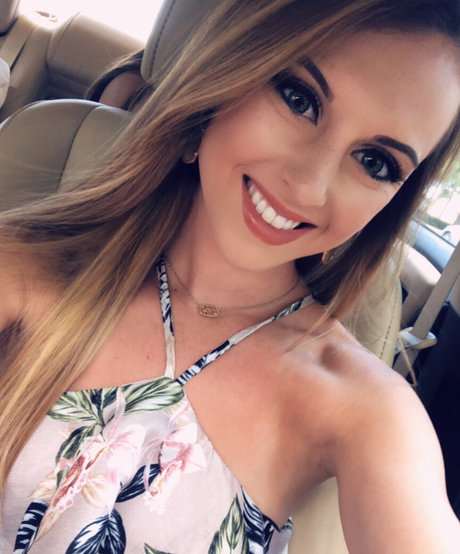 Emilee Atchley onlyfans for free