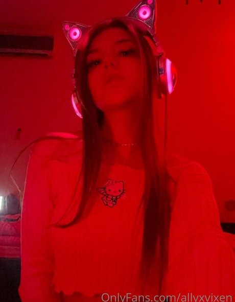 stacyxspicy onlyfans strip