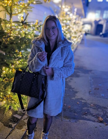 mia ganz privat Profile pic