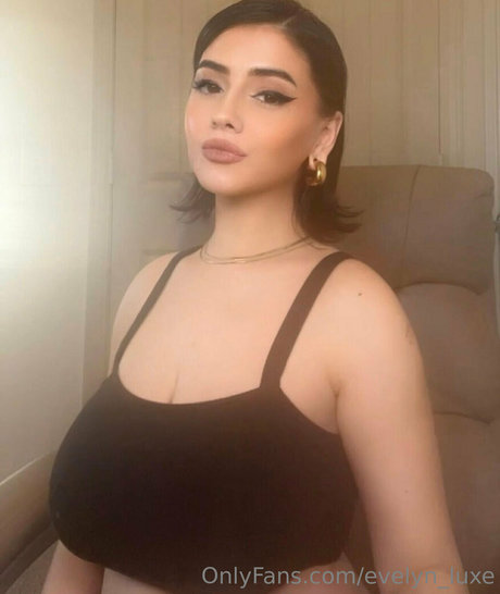 evelyn luxe onlyfans sex leaks
