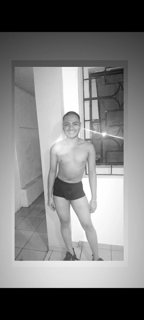 Alexsander Masour strip onlyfans