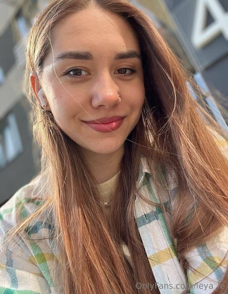 leya le onlyfans porn