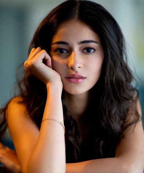 Ananya Panday tits onlyfans