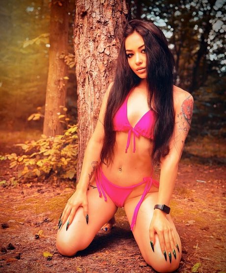 kisha kiss hot onlyfans