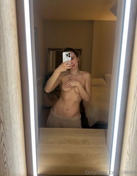 jill666 onlyfans naked