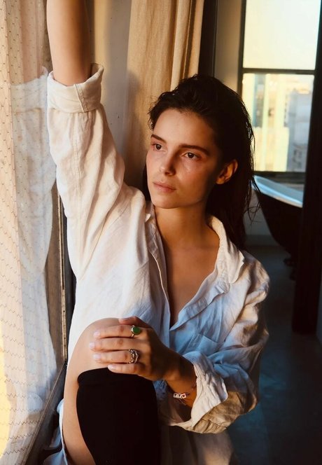 Inde Navarette onlyfans leaks naked