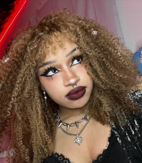 Eden s Garden ASMR onlyfans lesk