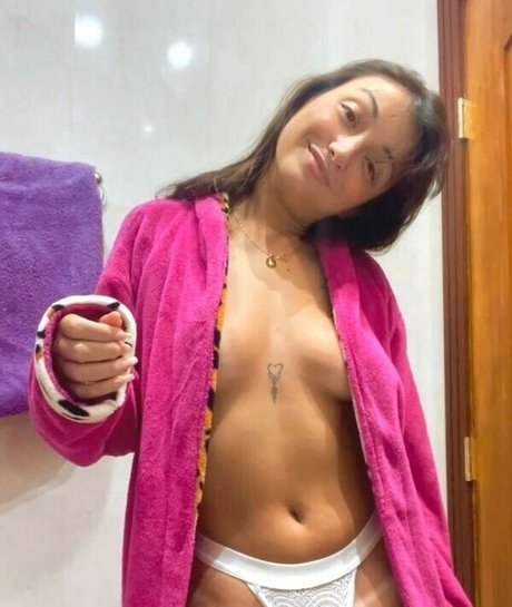 Bianca Veturi naked onlyfans