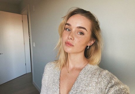 Alice Kristiansen topless onlyfans