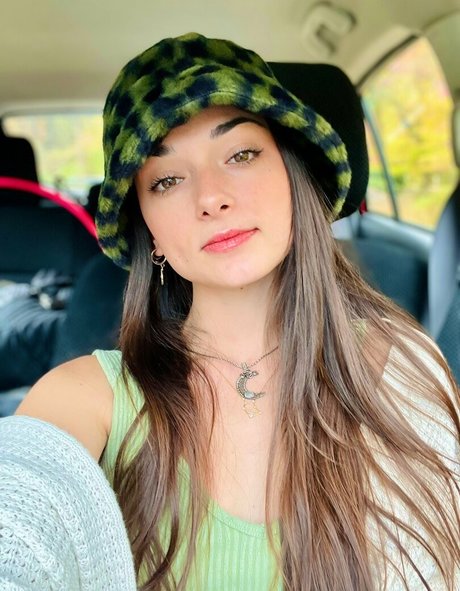 Emma Lilly leak onlyfans