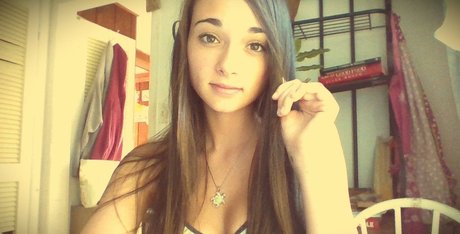 Emma Lilly onlyfans posts