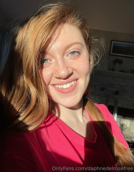 daphnedelrosefree onlyfans content