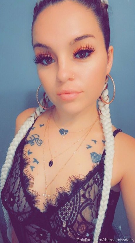 therealmissdaisy xxx onlyfans