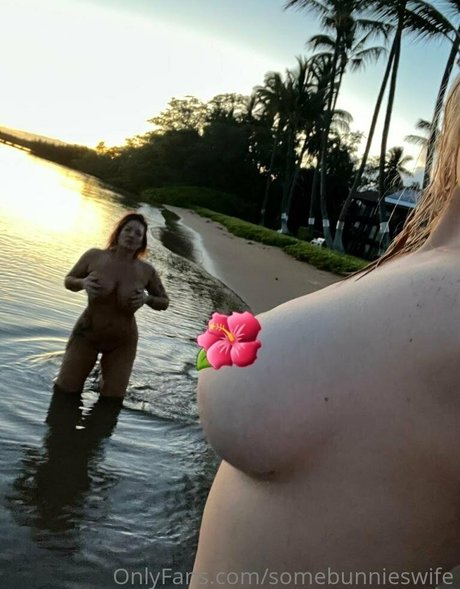 somebunnieswife nude leaked onlyfans