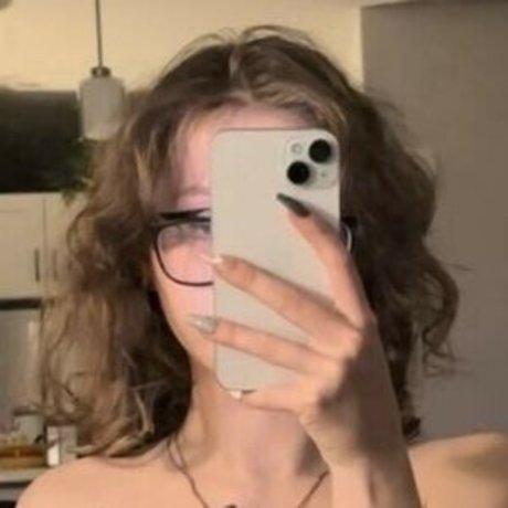 viviennelifts onlyfans content leaked