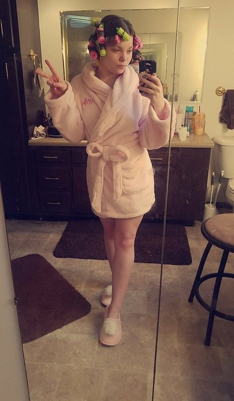 mscheyo onlyfans nudes