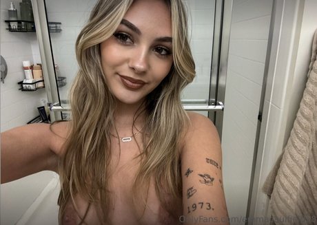 emmacaulfield18 strip onlyfans