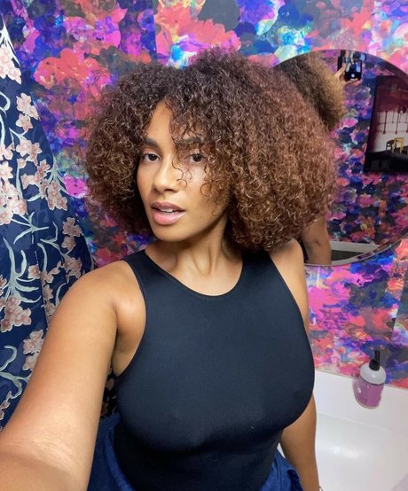 Shadia Ampadu tits onlyfans