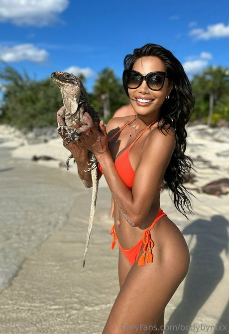 sweetnspicy1xxx onlyfans xx