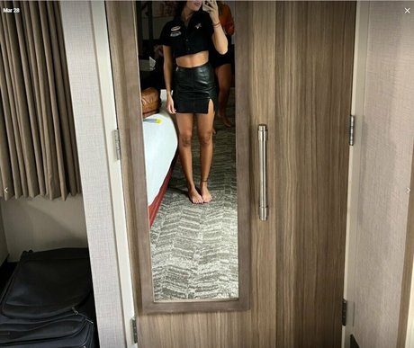 kylienelson strip onlyfans