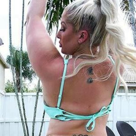 MzDani free onlyfans