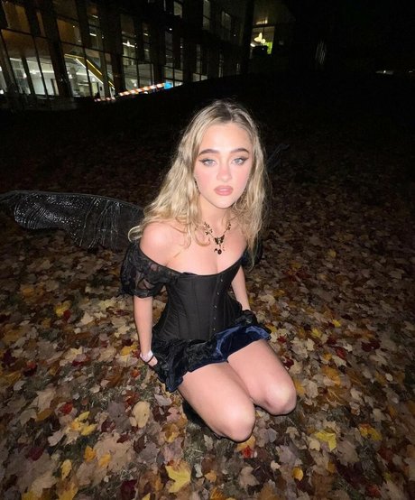 Lizzy Greene onlyfans pics