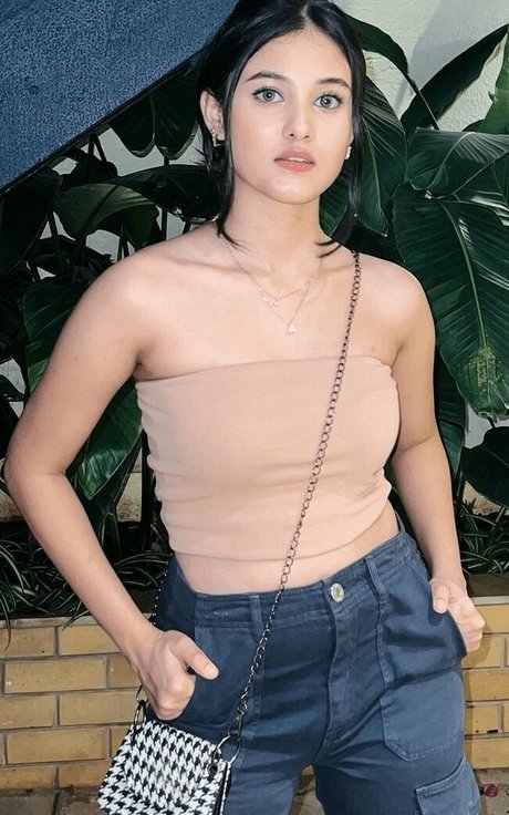 Aayushi Verma porn onlyfans leaks