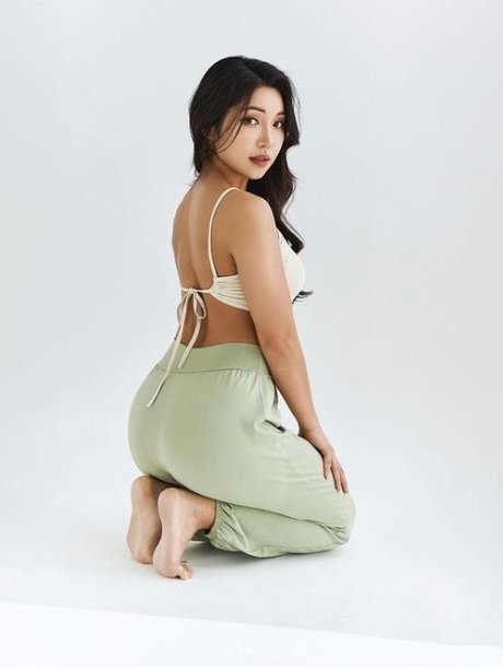 Beo Deul Jeong_ naked only fans