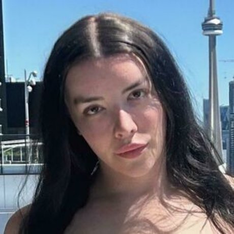 Leah Hayes onlyfans nudes