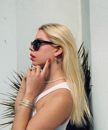 Shelly Cohen onlyfans content