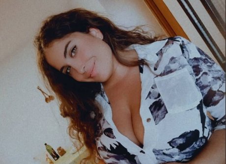 elviabombon only fans pic