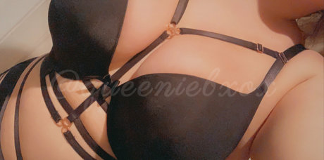 queeniebfree leak only fans