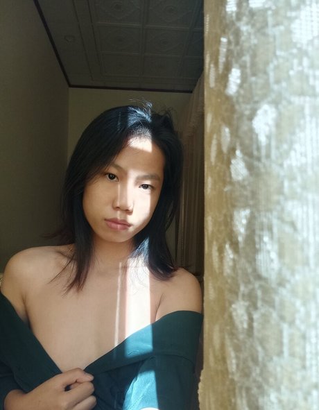 alittlesweetplum onlyfans ass