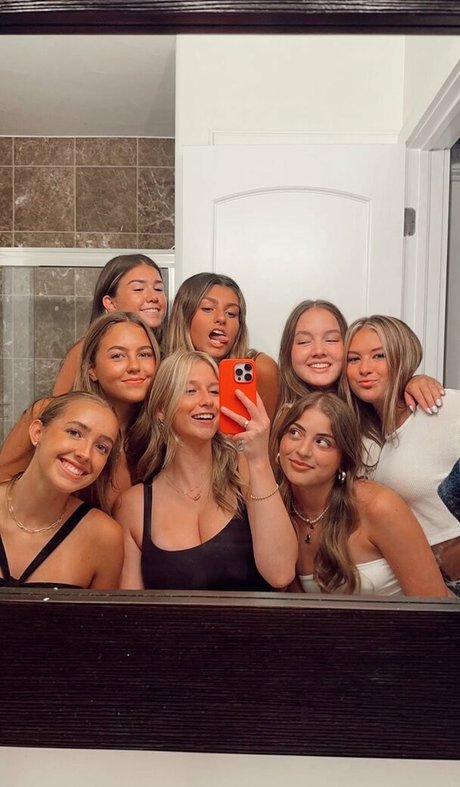 Carsen R onlyfans naked