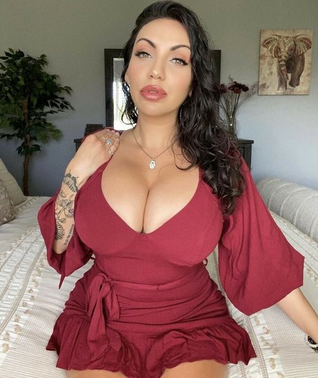 Crueltyfreecurves onlyfans nudes