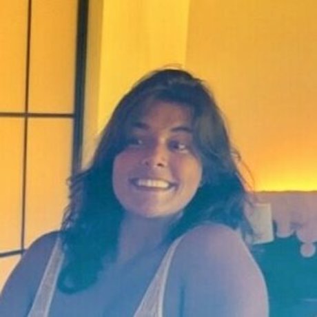 Milla Chats porn onlyfans