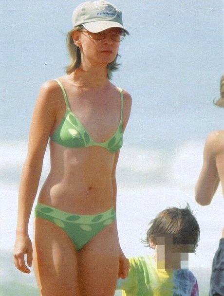 Calista Flockhart free only fans