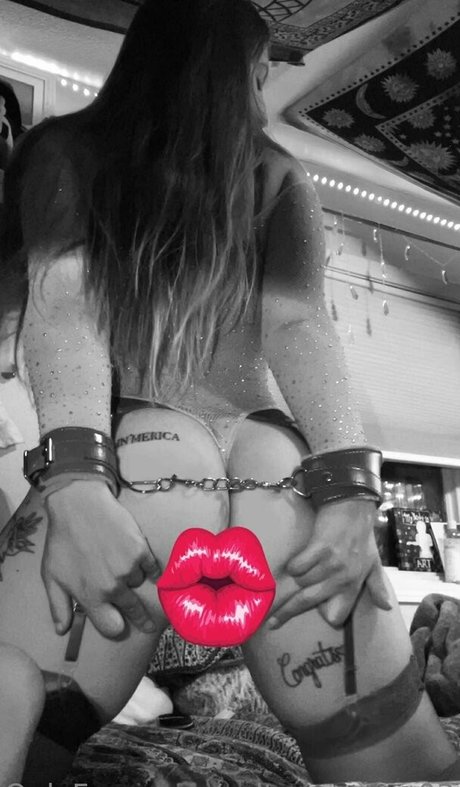 saltysavanna03 onlyfans archives