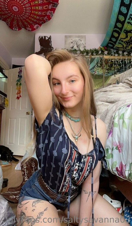 saltysavanna03 leak onlyfans nude