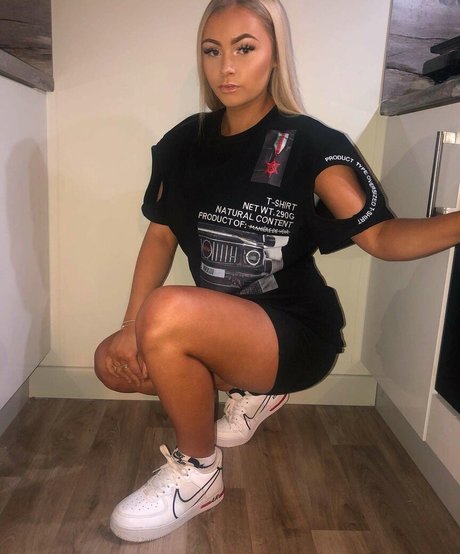 Lucy M onlyfans page