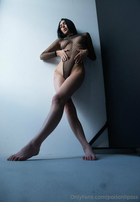 _Poison lips_ leaked nudes onlyfans