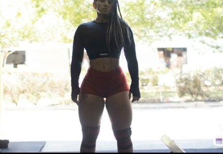 PoofBallDemon feet onlyfans