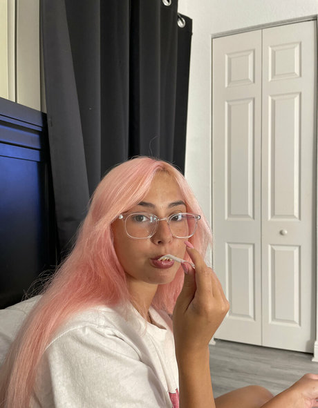 olivia snow69 onlyfans free content