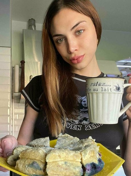 ornellaturri onlyfans photos