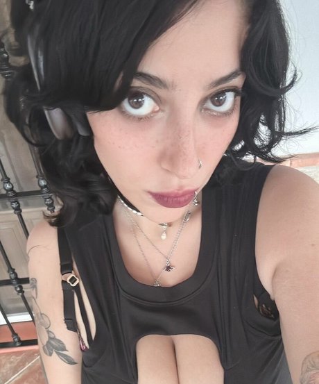 Miki Blue naked onlyfans leaks