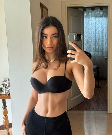 elebertolifree onlyfans desnuda