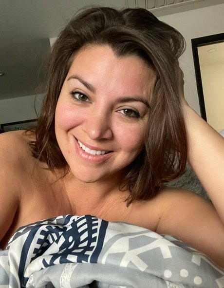 missboom90 onlyfans striptease