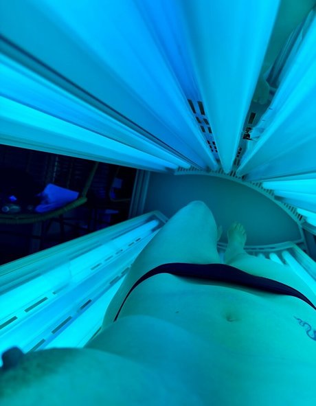 Elizabeth ash sexy onlyfans